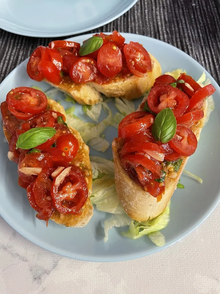 Die kleine Italienerin bistro_Rheinsberg_slider_image_3