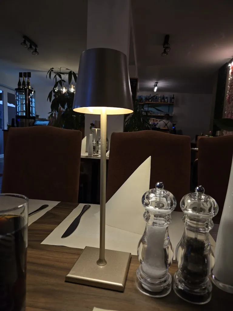 David Pampel_La Bonta_Rochlitz_review