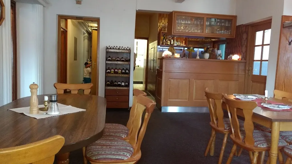 Athenus_Greding_slider_image_1