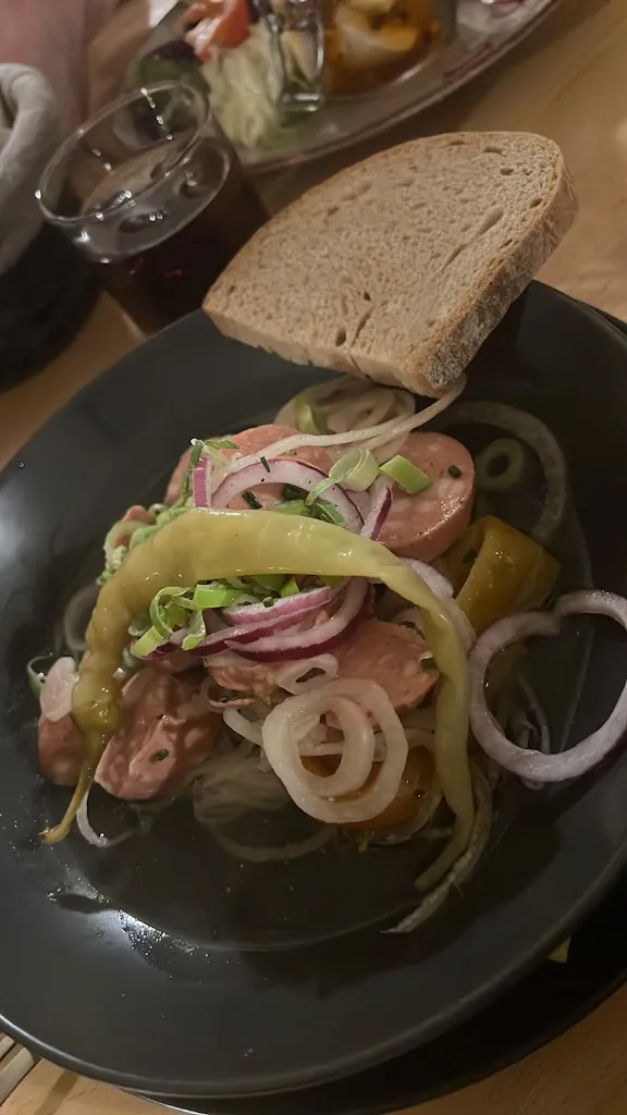 Tomasz Mazurkiewicz_Zum Böhmischen Bürgergarten_Radebeul_review