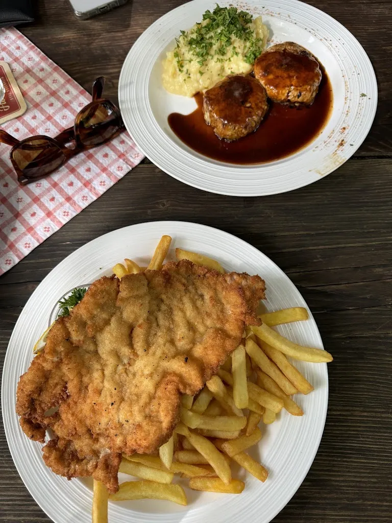 Wirt von Dred - Familie Weichselbaumer_Großkarolinenfeld_slider_image_3