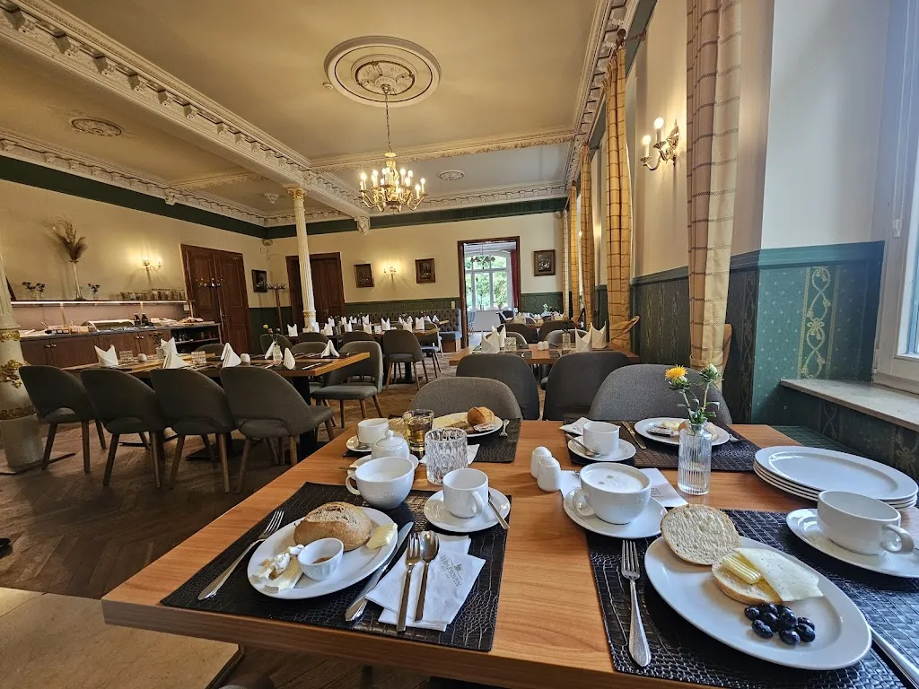 Historische Spitzgrundmühle Coswig - K&K Hotel u. Gastronomie GmbH_Coswig_slider_image_3