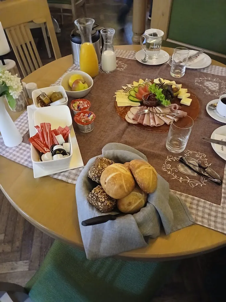 Prinz-Friedrich-August Baude , Pension, Gaststätte , Hochzeiten_Spree_slider_image_2