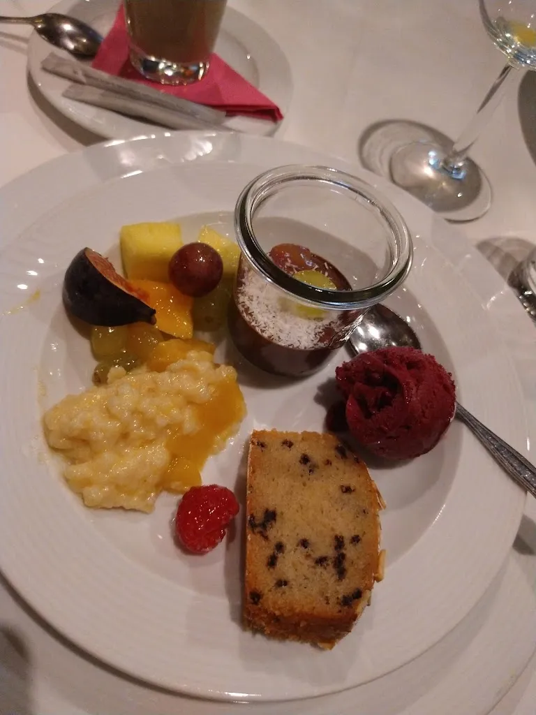 Petra Ferreira_Gut Schwarzenbruch Restaurant und Catering GmbH & Co.KG_Stolberg_review