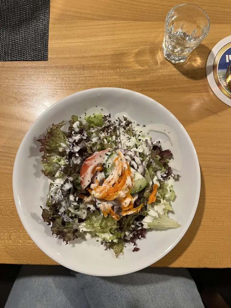 Sophie Fellner_Sigwart Bräustüberl zum Sakis_Bayern_review