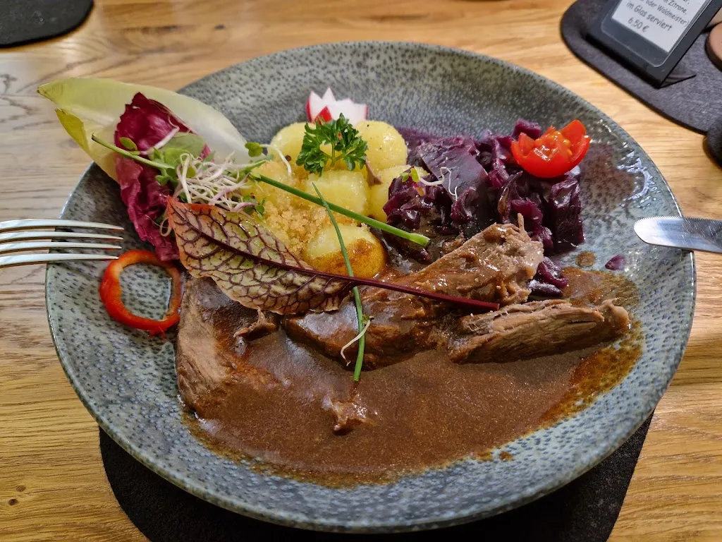 Roberto Wolf_Gaststätte Zum Schloßberg - Conny Keller_Wolkenstein_review