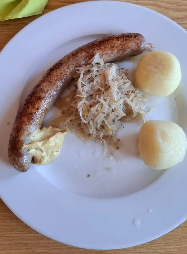 Flori 99_Mountain cottage Beautiful view_Wilthen_review