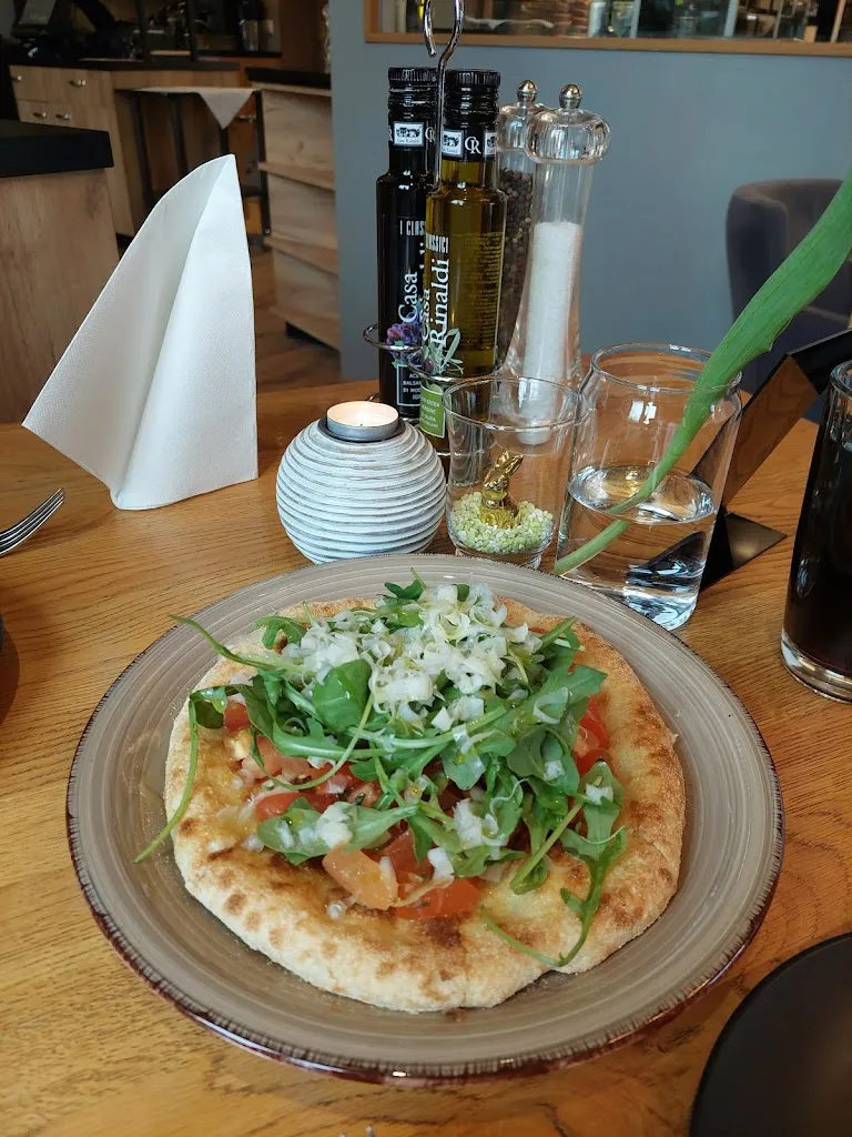 Mike Michel_Da Remi – Zur Wartburg_Riesa_recensione