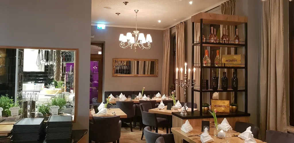 Da Remi – Zur Wartburg_Riesa_slider_image_1