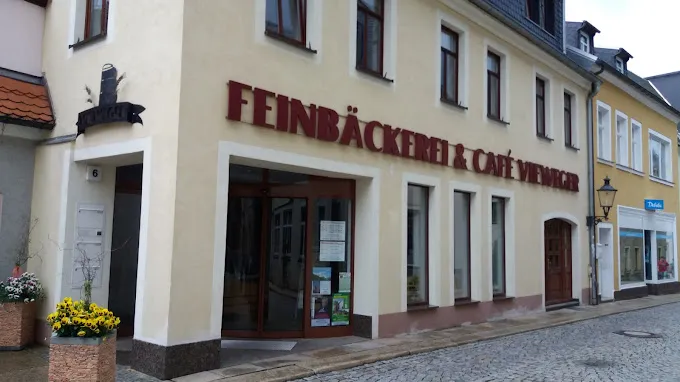 Feinbäckerei und Café Vieweger restaurant in Zschopau