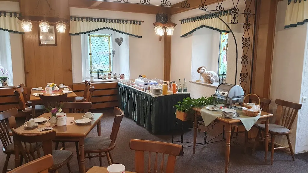 Hotel Gasthof zum Walfisch restaurant in Zwota