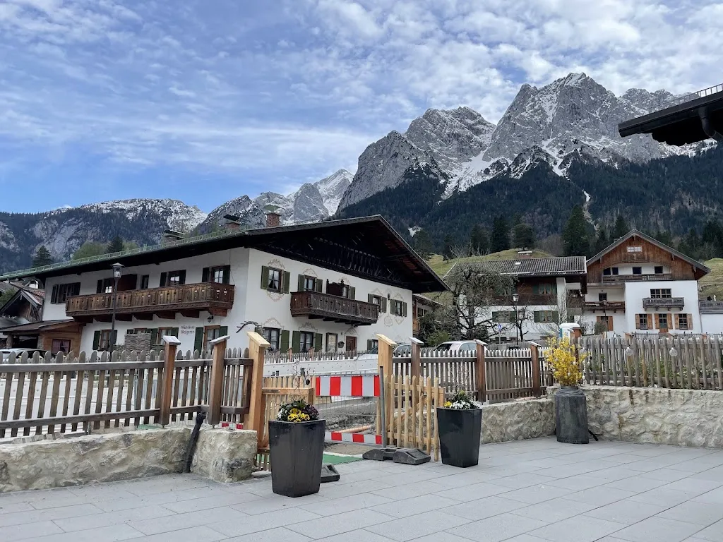 Chien-Chih Pan_Jägerstüberl_Grainau_review