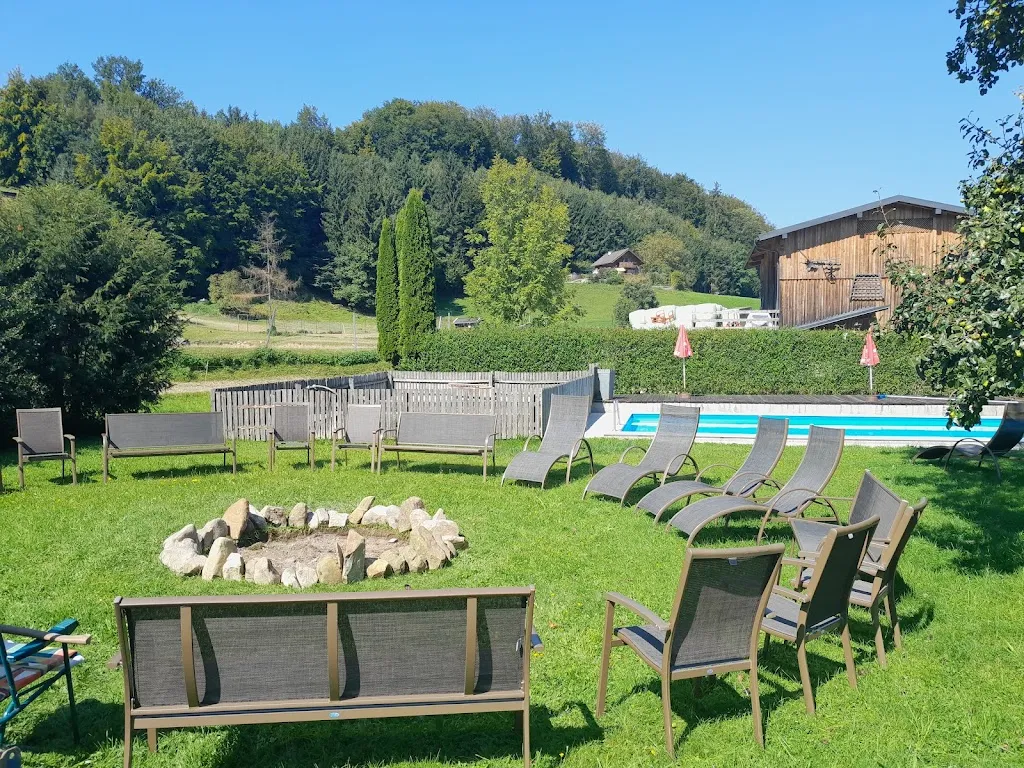 GAST - HOF - LADEN SCHNEEWEISS restaurant in Austria