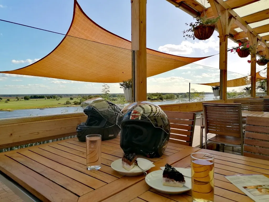 Burggaststätte Arneburg_Arneburg_slider_image_1