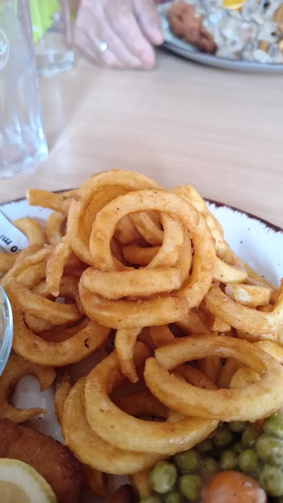 Karin Födisch_Gaststätte Die Ellern, Bowlingbahn und Biergarten_Dürrenberg_Bewertung