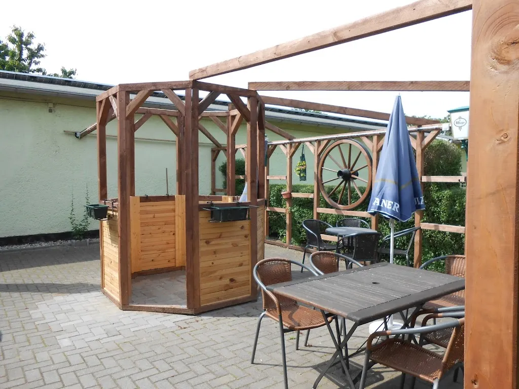 Gaststätte Die Ellern, Bowlingbahn und Biergarten restaurant in Dürrenberg