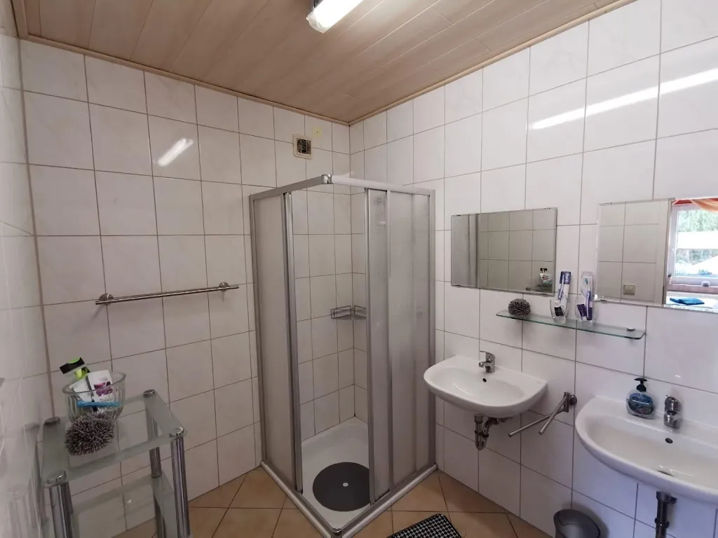 Hotel-Pension-Gästehaus „Zum Biber“_Bibra_slider_image_3