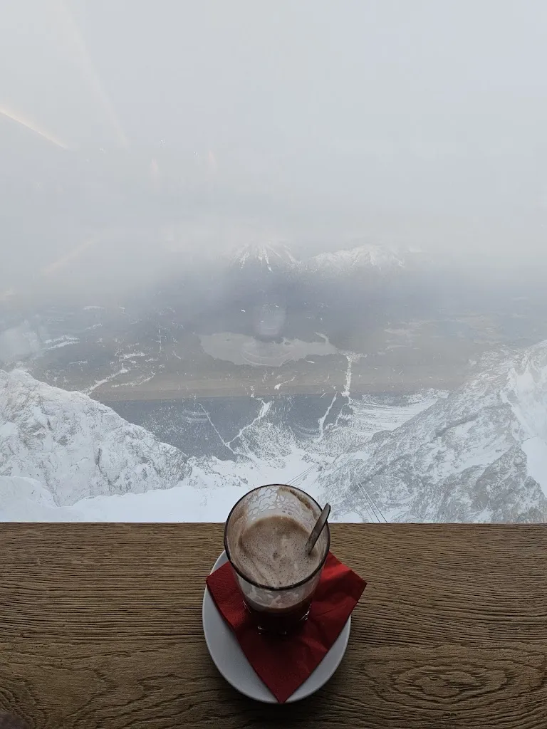 Menu_Restaurant Zugspitze Jürgen Vogel KG_Grainau_image_5