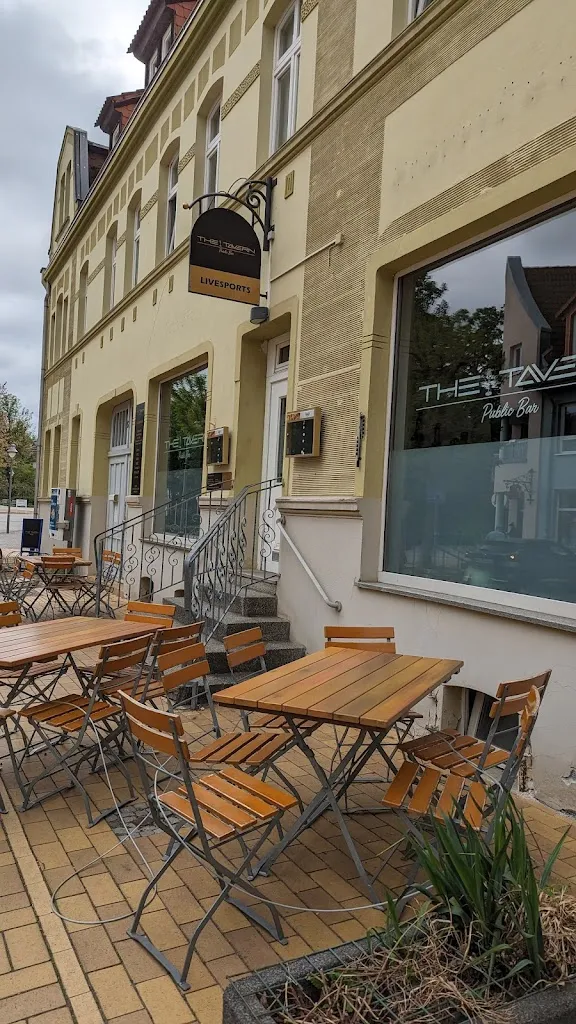 The Tavern - Public bar restaurant in Schmiedeberg