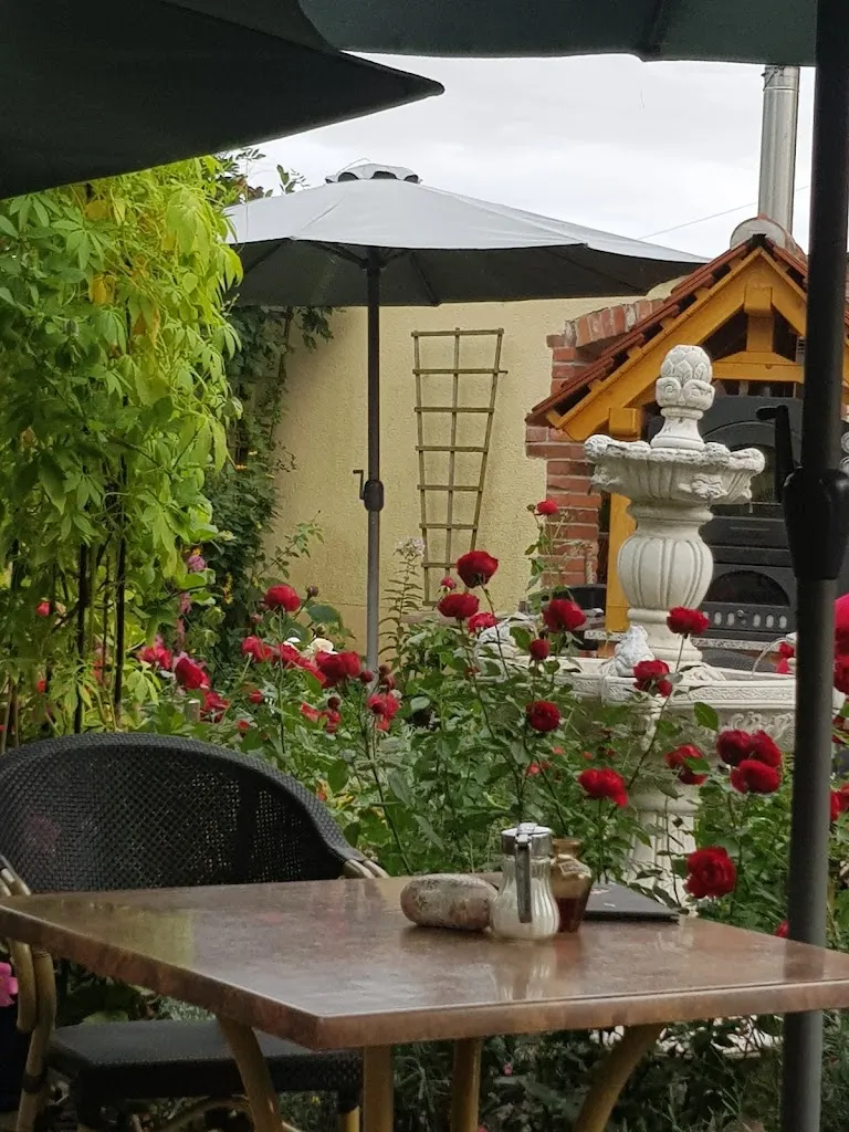 Café Orchidee restaurant in Schmiedeberg