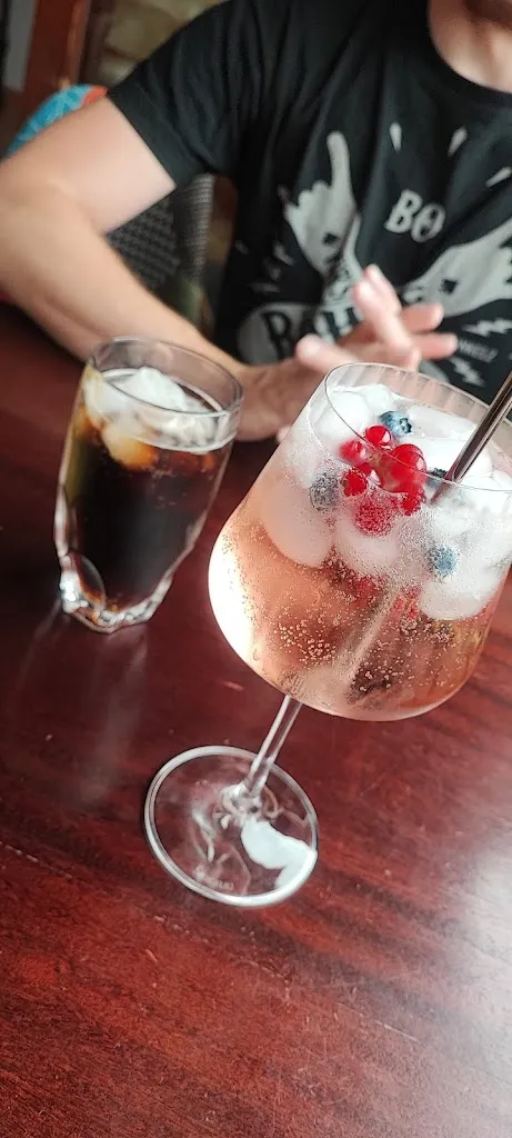 Menu_Chapeau Claque -Susanne Ziemer-_Grainau_immagine_4