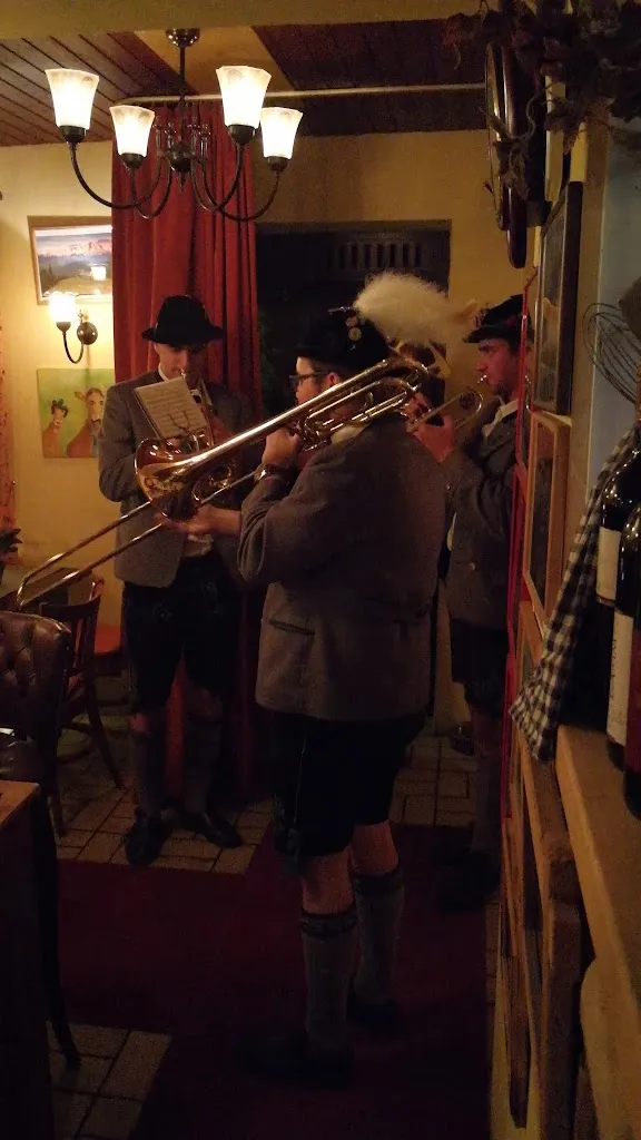 Chapeau Claque -Susanne Ziemer-_Grainau_slider_image_2