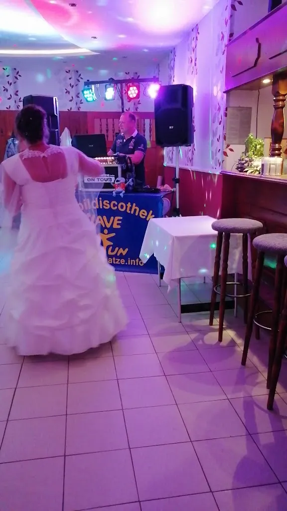 Gaststätte Stadion der Eisenbahner Lokplatz_Aschersleben_slider_image_2