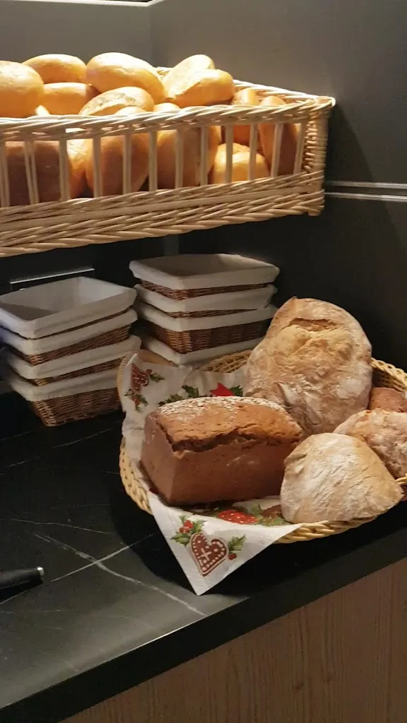 Hotel und Restaurant Waldcafé Hettstedt OHG restaurant in Hettstedt