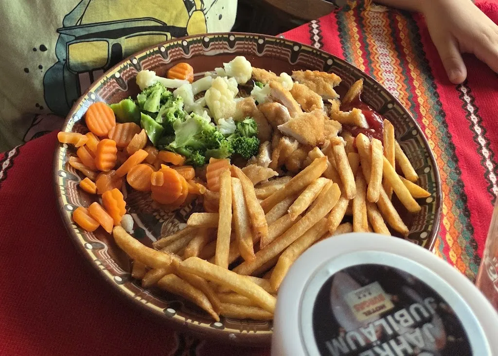 Florian Gläsel_Restaurant, Café & Brasserie BURGAS in Staßfurt_Staßfurt_review