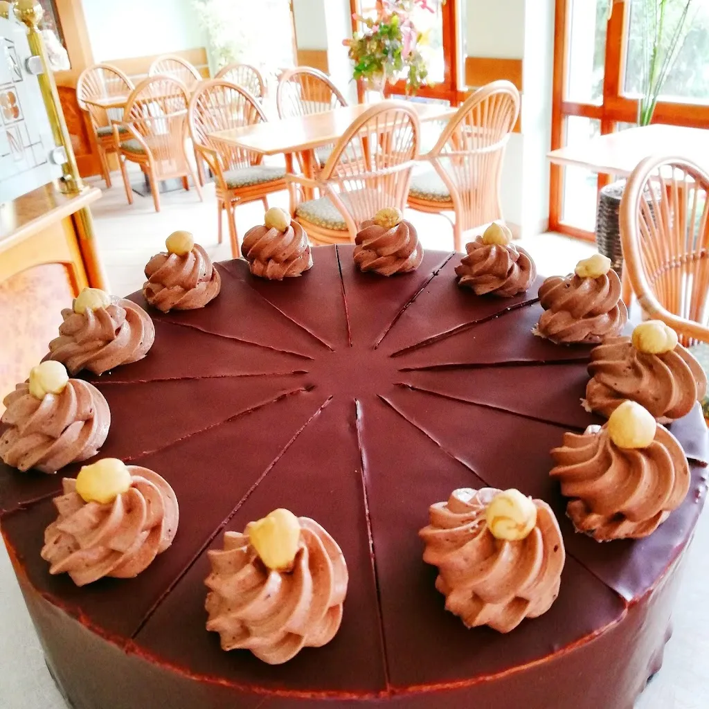 Restaurant, Café & Brasserie BURGAS in Staßfurt_Staßfurt_slider_image_3