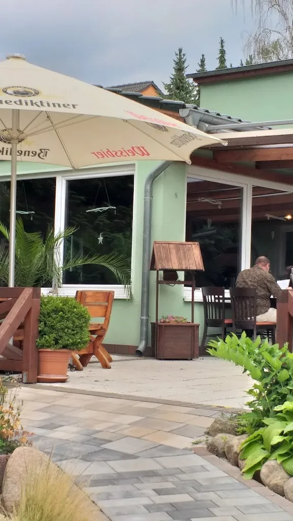 Teich-Café restaurant in Börde