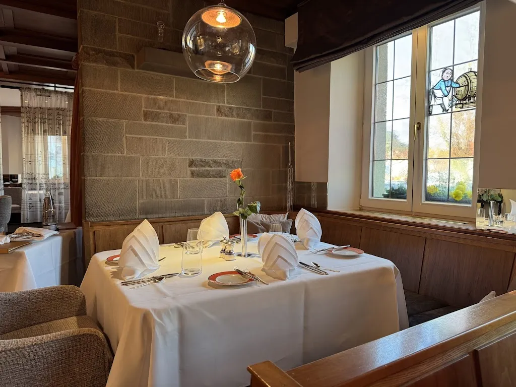 Giuseppe La Tona_Schwabenstube_Asperg_review