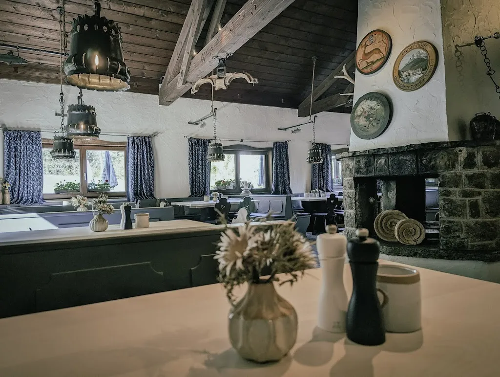 Eibsee Alm_Grainau_slider_image_1