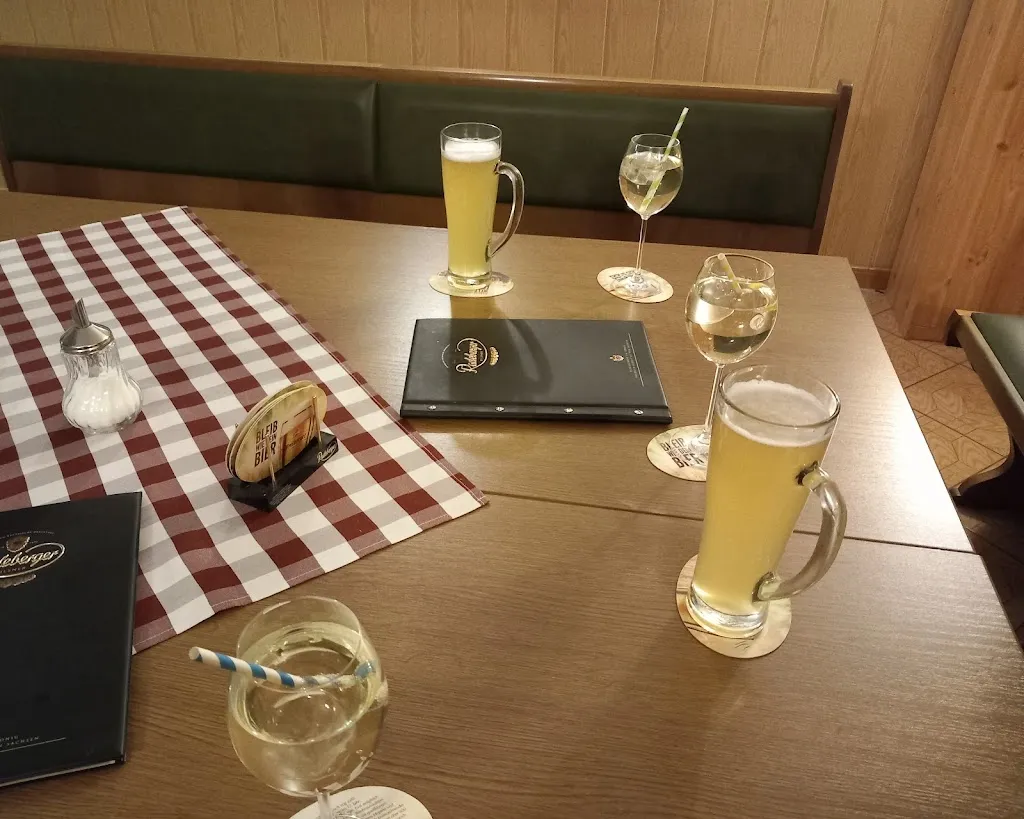 Gasthof Zum Buttenkrug_Wanzleben-Börde_slider_image_1