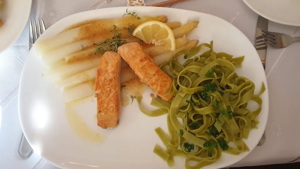 Menu_Landgasthaus “Zur Quelle” - Restaurant mit Bowling & Pension_(Anhalt)_image_9