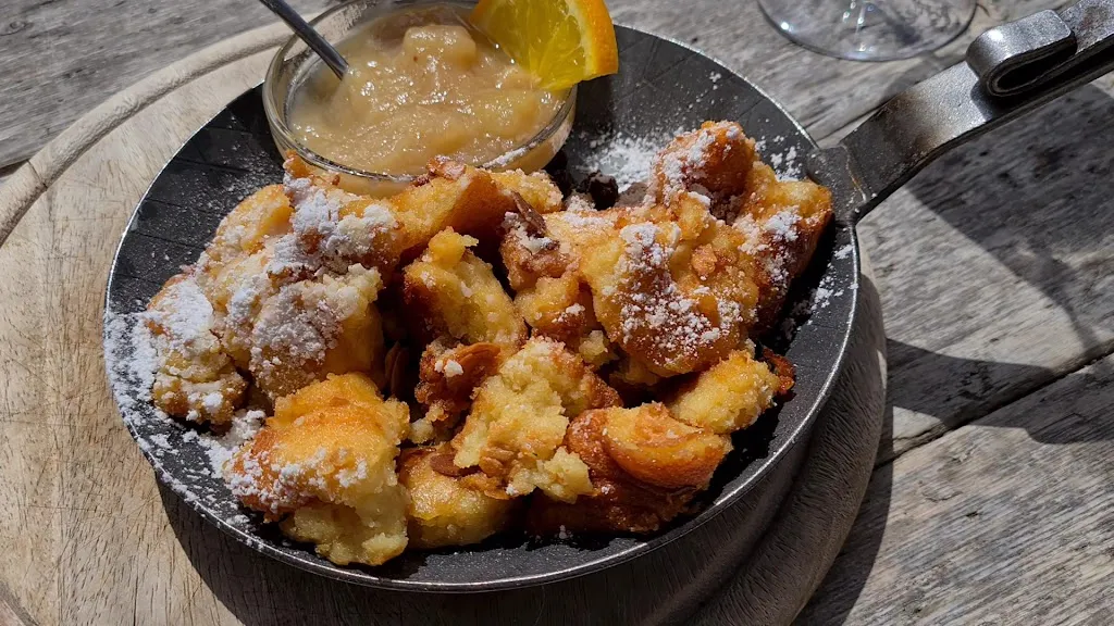 Kaiserschmarrn-Alm_Garmisch-Partenkirchen_slider_image_2