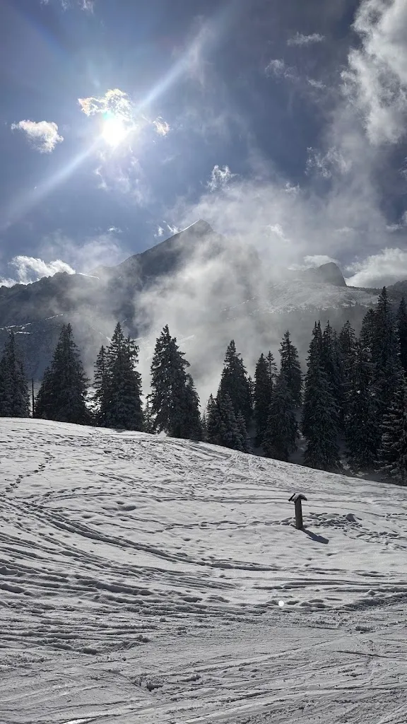 Alex “PoligonS” Cri_Berggasthof Kreuzalm_Garmisch-Partenkirchen_review