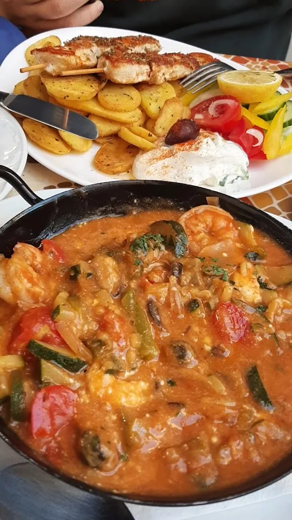 Griechische Restaurants NinePins-Grillhaus_Schkopau_slider_image_2