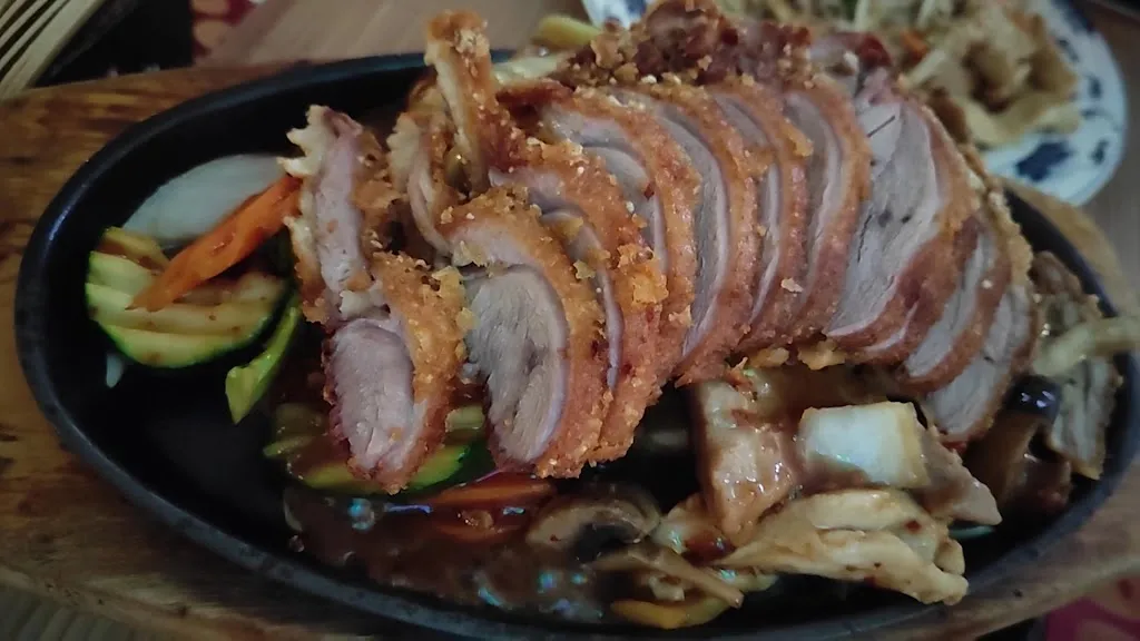 Asiatisches Landhaus_Braunsbedra_slider_image_2