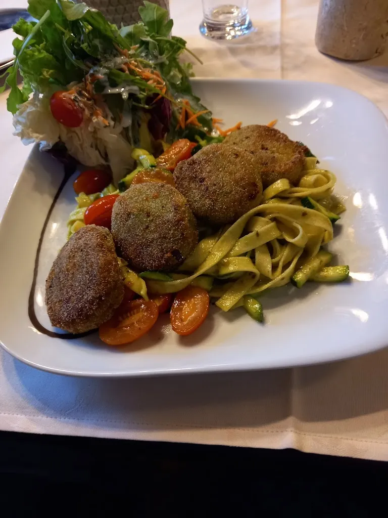 L. A._Schleu's Restaurant im Fachwerk_Gernrode_recensione