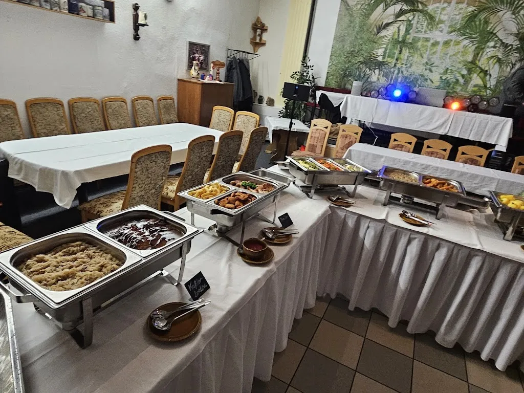 Gasthaus Zum Hirsch restaurant in Kabelsketal