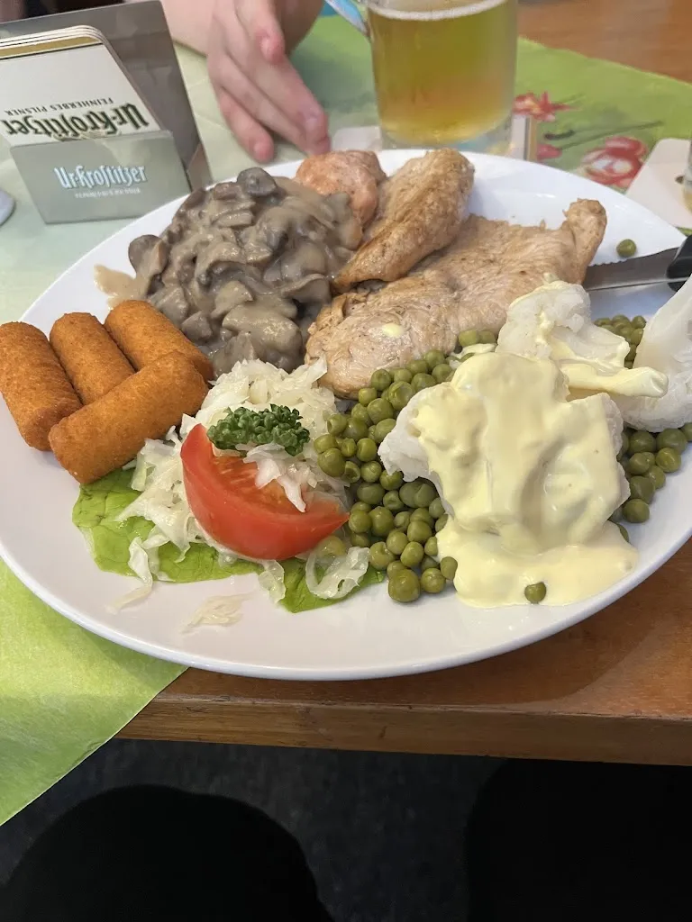 Gasthaus Zum Hirsch_Kabelsketal_slider_image_2