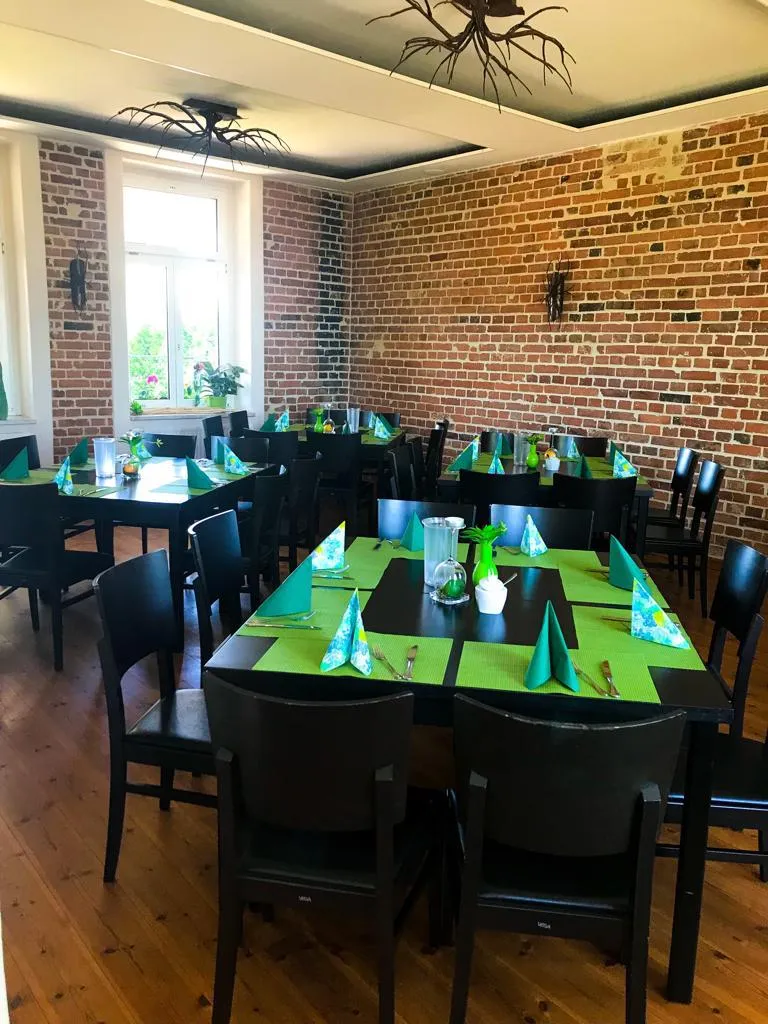 Alter Bahnhof Gröbers_Kabelsketal_slider_image_1