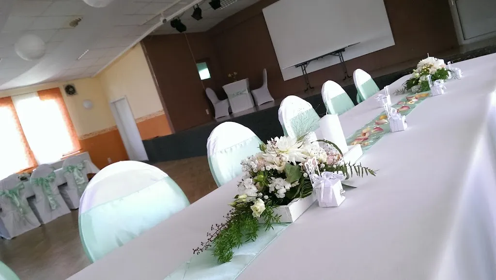 Kulturhaus Großkugel restaurant in Kabelsketal