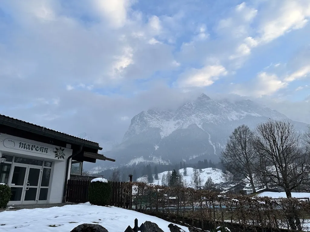 Yu Xi (Xuan)_Zugspitzbad Grainau_Grainau_review