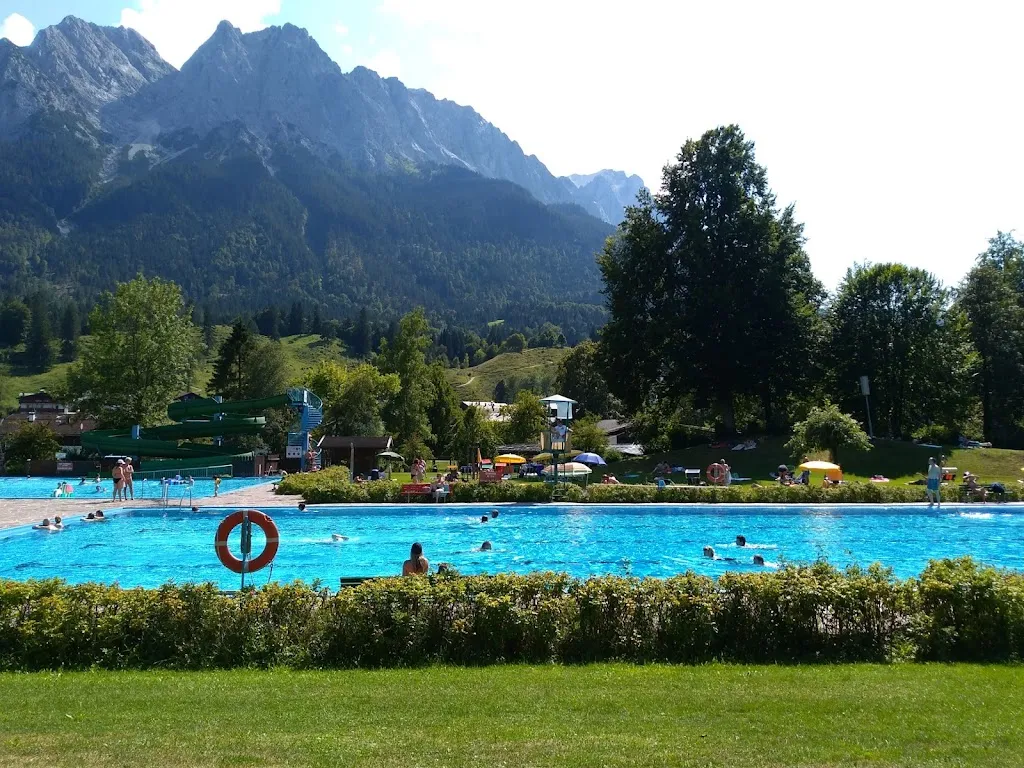 Zugspitzbad Grainau_Grainau_slider_image_3