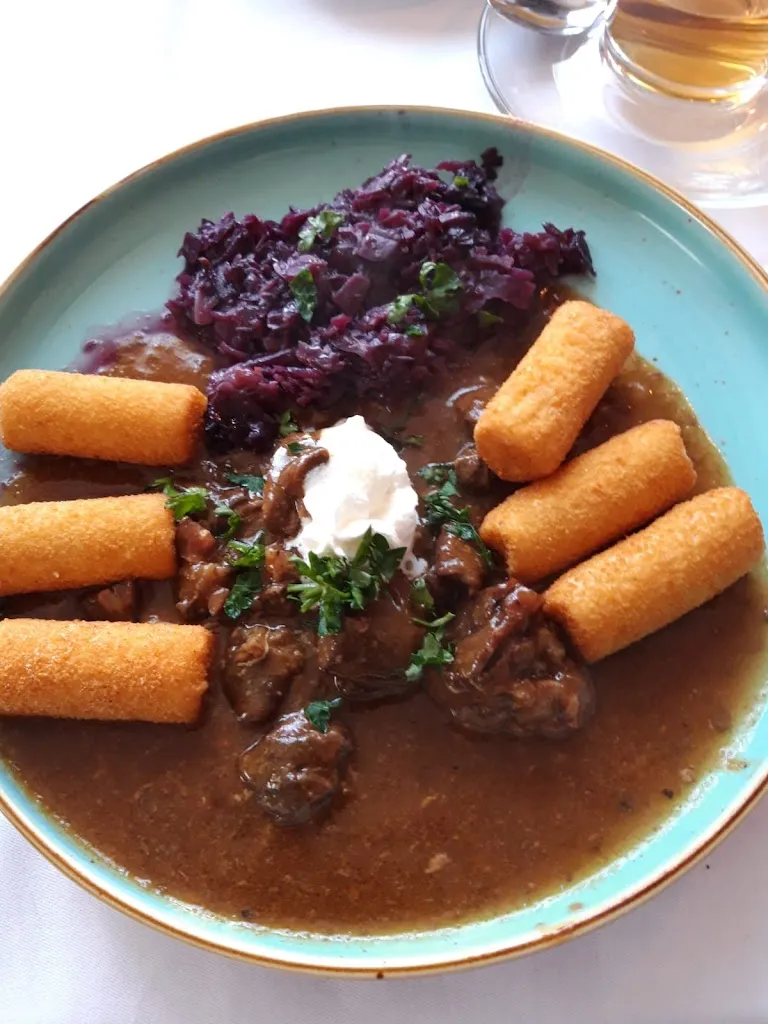 Schloßkrug Inh. Ekkehard Wrubel_Gommern_slider_image_2