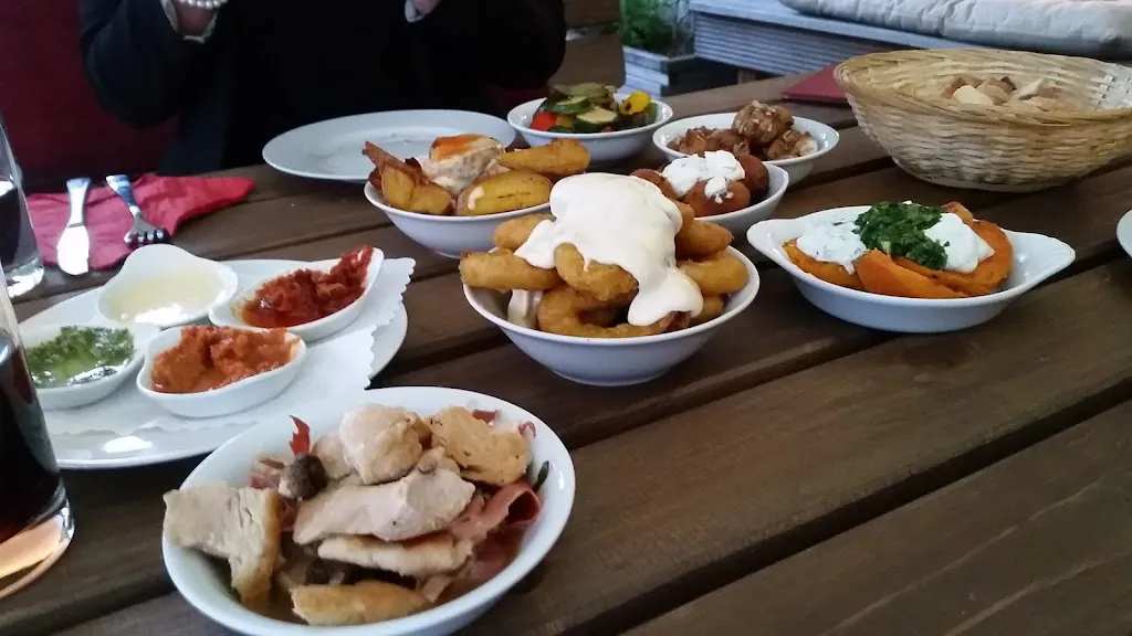 Menu_Berner und Brown, die Tapasbar im Domviertel_Magdeburg_immagine_7