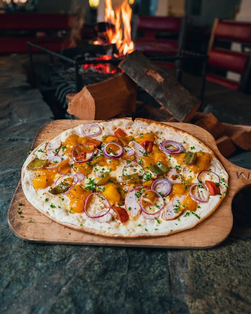 Kamin - Flammkuchen Restaurant_Mainz_slider_image_3