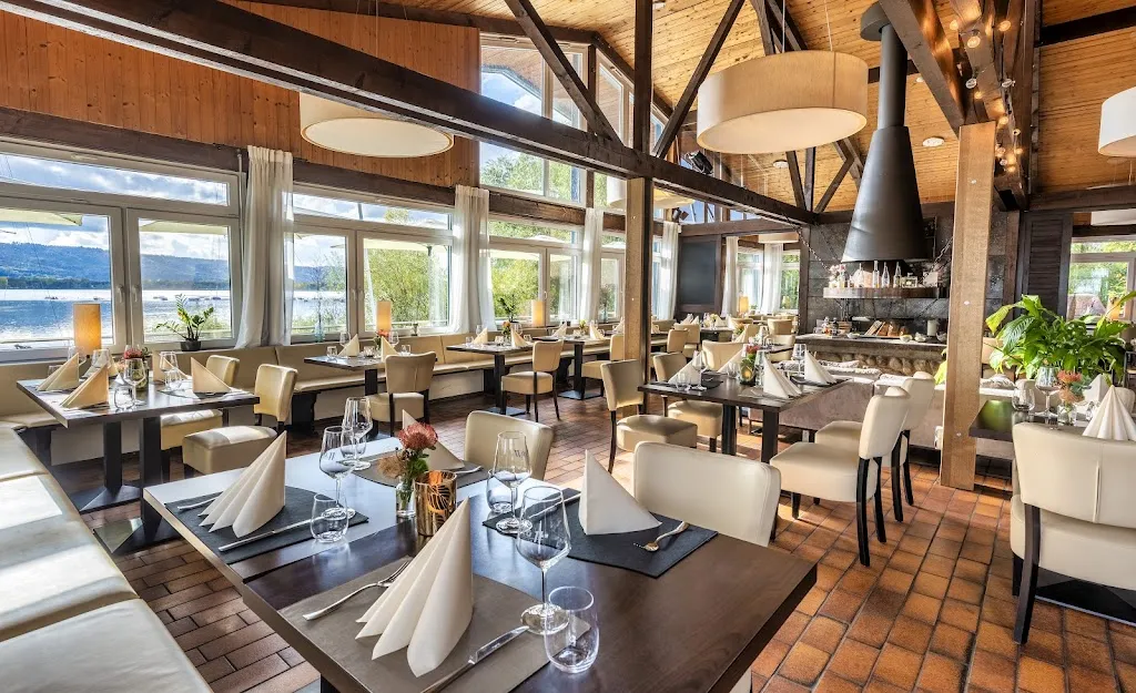 Steg 11 - Das Restaurant am Bodensee_Bodensee_slider_image_1